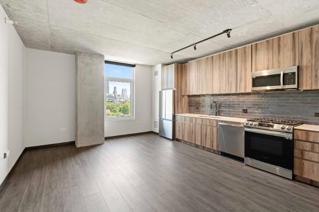 property at 153 N Ashland Ave