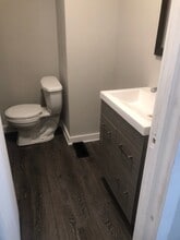 406 Magnolia Ave in Croydon, PA - Building Photo - Building Photo