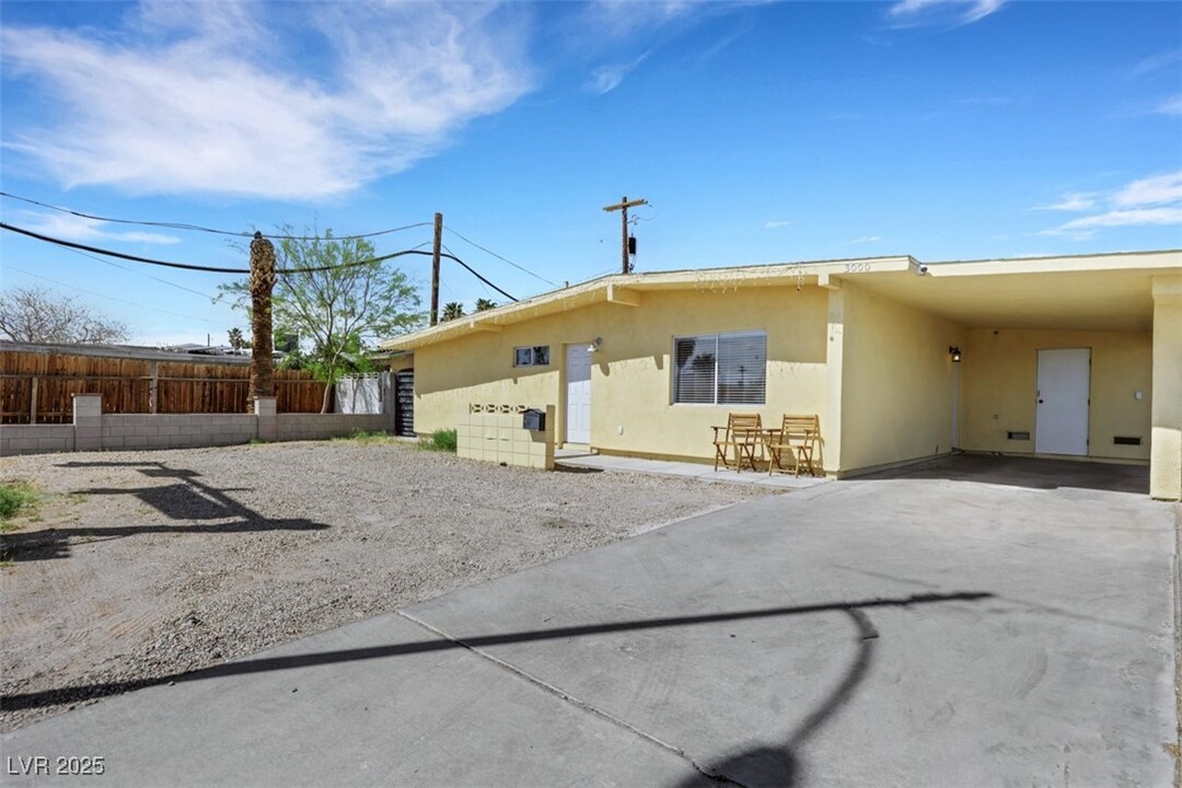3000 E Owens Ave in North Las Vegas, NV - Building Photo