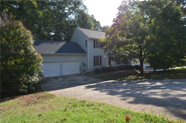 property at 484 Springs End Ln