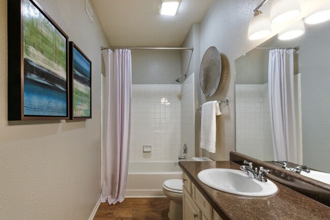 The Vineyards in Germantown, TN - Foto de edificio - Building Photo