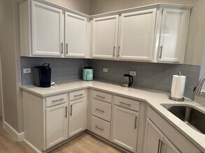 8899 Bristol Bnd in Ft. Myers, FL - Foto de edificio - Building Photo