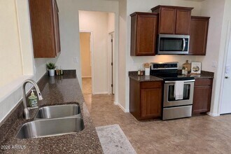 10850 W Avenida Del Rey in Peoria, AZ - Building Photo - Building Photo