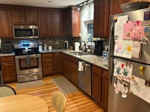 78 Main St in Upton, MA - Building Photo - Building Photo