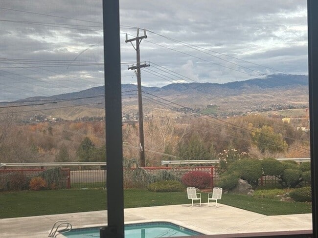 property at 3701 W Crescent Rim Dr