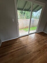 802 N 20th Ave in Kelso, WA - Building Photo - Building Photo