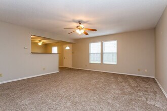 8551 Bluff Point Dr in Indianapolis, IN - Building Photo - Building Photo