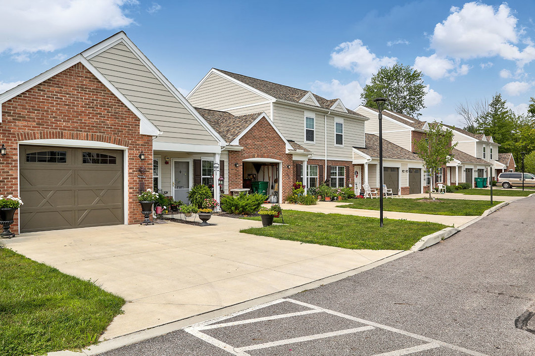 Majors Crossing in Rock Creek, OH - Foto de edificio