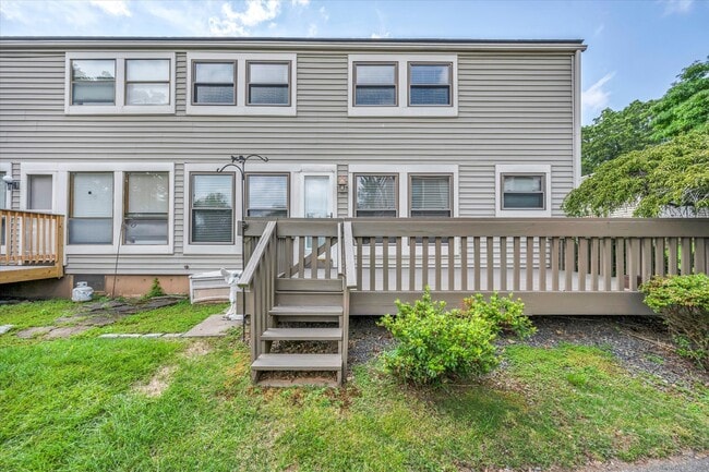 14 Clemens Ct in Rocky Hill, CT - Building Photo - Building Photo
