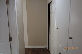 Valley Street Apartments in Seattle, WA - Building Photo - Building Photo