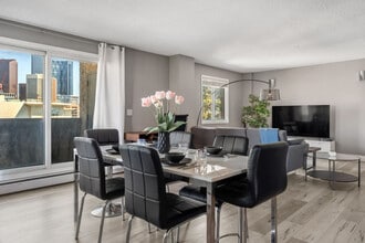 235-215 15 Ave SW, Unit SI ID1314495P in Calgary, AB - Building Photo - Building Photo