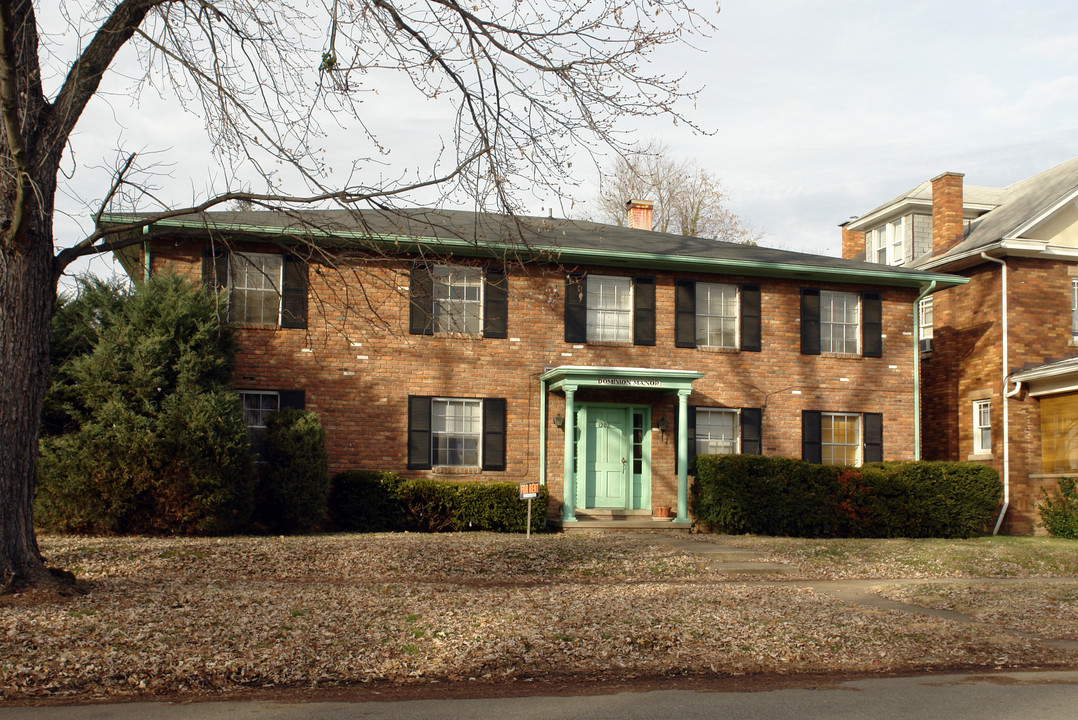 1202 10th Ave in Huntington, WV - Building Photo