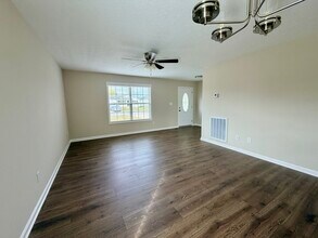 319 Sandy Ct in Bowling Green, KY - Building Photo - Building Photo