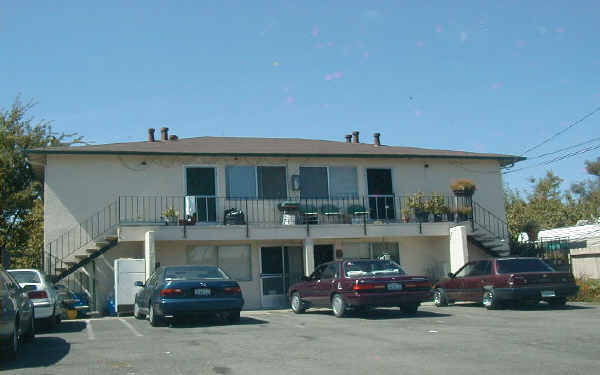 556 Jefferson St in Hayward, CA - Building Photo - Building Photo