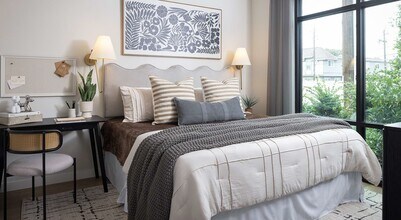 10800 Hammerly Blvd in Houston, TX - Building Photo - Building Photo