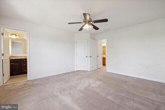 6252 Newport Ct in Frederick, MD - Building Photo - Building Photo