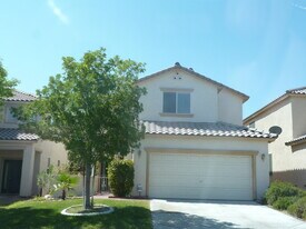 8215 Violet Meadow Ct in Las Vegas, NV - Building Photo