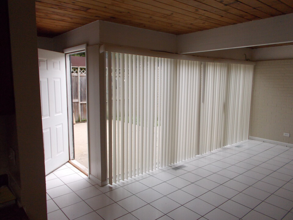 920 E Shady Way, Unit 6 in Arlington Heights, IL - Building Photo