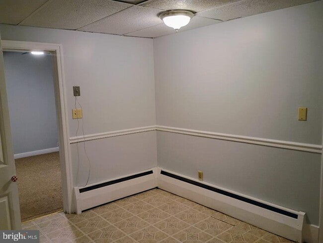 19 W Locust St in Mechanicsburg, PA - Building Photo - Building Photo