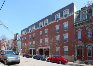 Arch Court Apartments in Pittsburgh, PA - Building Photo - Building Photo