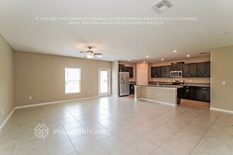 15532 Colt Creek Pl in Sun City Center, FL - Building Photo - Building Photo