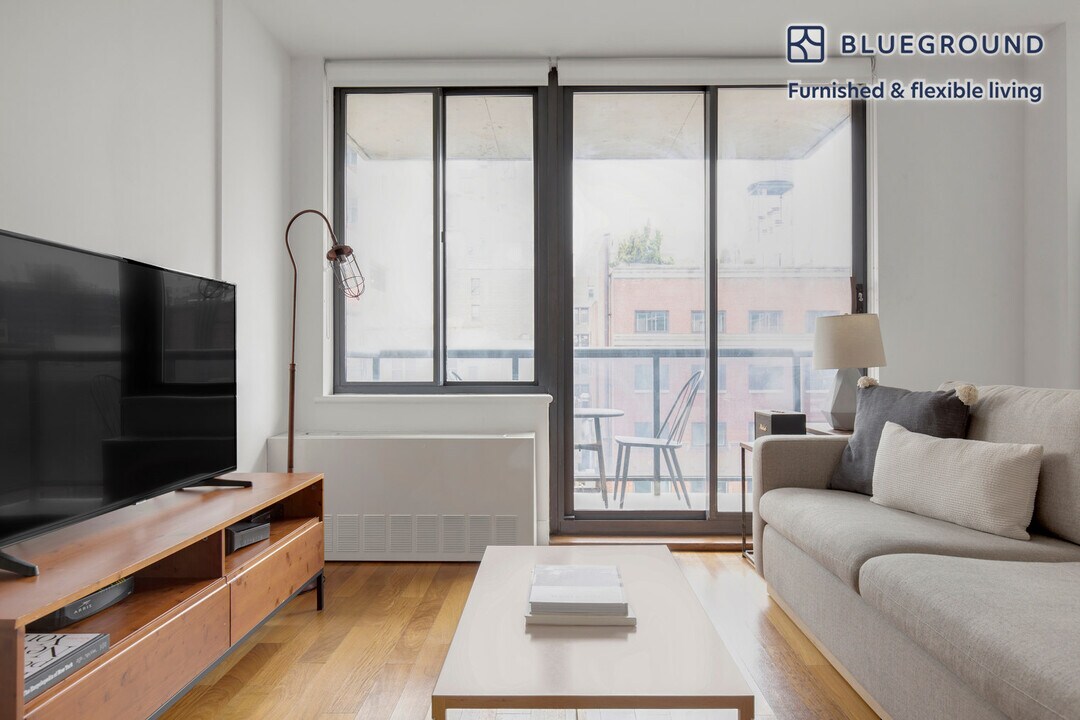 290 3rd Ave in New York, NY - Building Photo