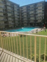 2106 Kanawha Blvd E, Unit 219B in Charleston, WV - Foto de edificio - Building Photo