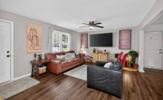 108 Farmers Ln in Frankfort, KY - Building Photo - Building Photo