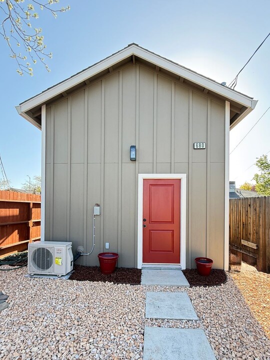680 M St in Lincoln, CA - Building Photo