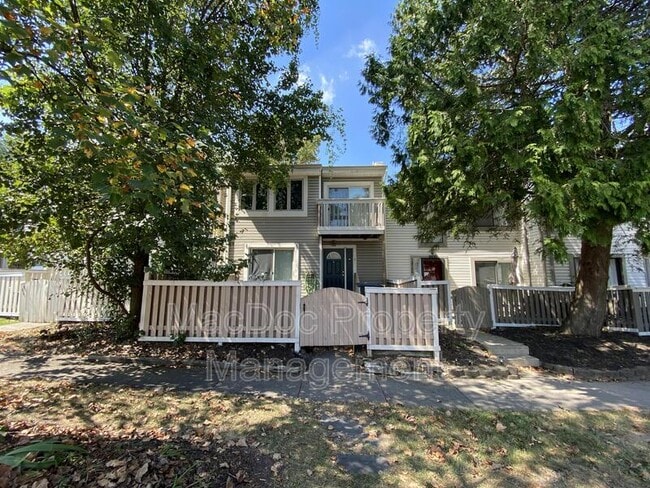 12782 Cara Dr in Woodbridge, VA - Building Photo - Building Photo