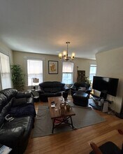 4 Saint Mary Rd, Unit 1 in Cambridge, MA - Building Photo - Building Photo