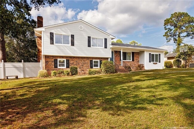 property at 2706 Colgate Dr