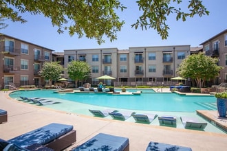 City North in Dallas, TX - Foto de edificio - Building Photo