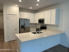 535 Holly Lks Dr in Orange Park, FL - Building Photo - Building Photo