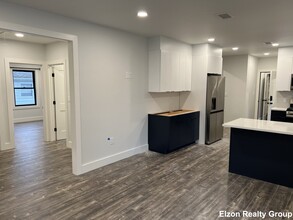 42 Radnor Rd, Unit #2 in Boston, MA - Building Photo - Building Photo