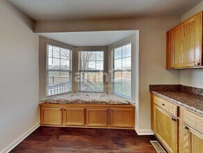 6337 Willow Oak Dr in Nashville, TN - Foto de edificio - Building Photo