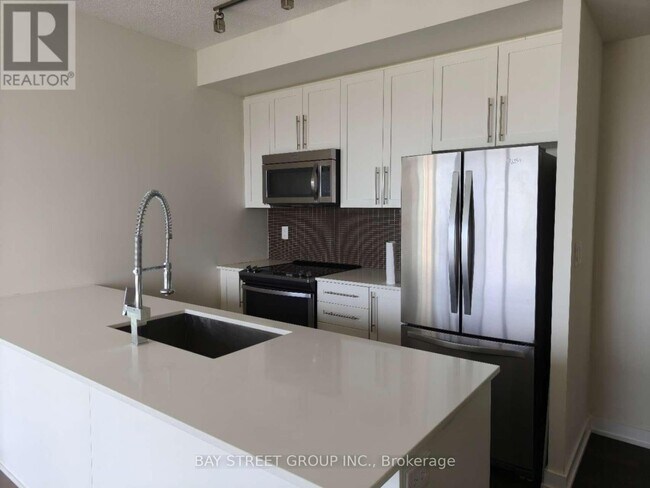 510-1510 Curran Place in Mississauga, ON - Building Photo - Building Photo