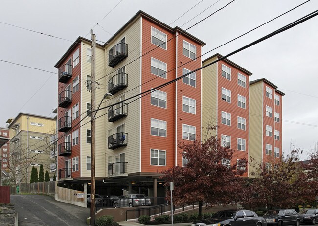 Terrace View in Seattle, WA - Building Photo - Building Photo