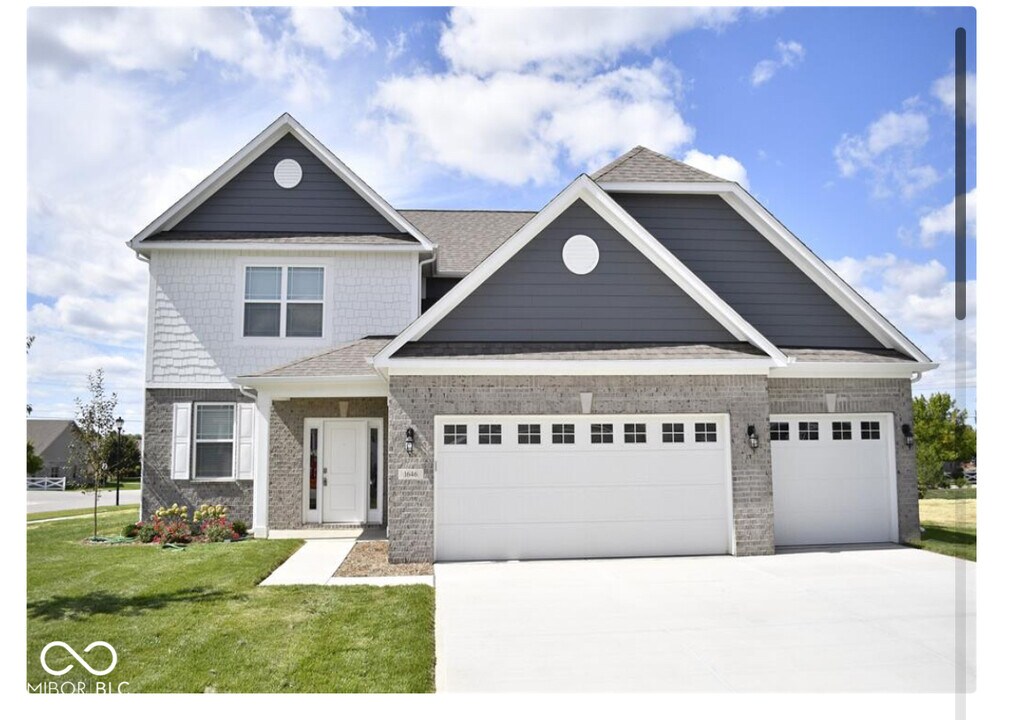 1646 Beach St in Greenwood, IN - Building Photo