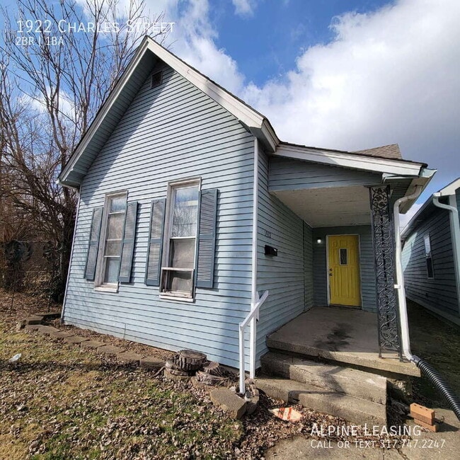 1922 Charles St