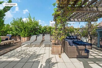 802 Ninth Avenue 4B in New York, NY - Building Photo - Building Photo