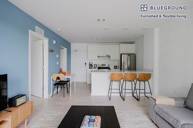 2201 Polk St in Hollywood, FL - Building Photo - Building Photo