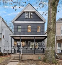 6319 St Marie St in Pittsburgh, PA - Building Photo - Building Photo