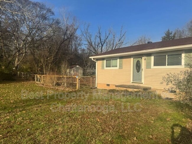 property at 5131 Winding Ln