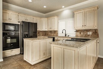 13308 SW 2nd Terrace in Yukon, OK - Building Photo - Building Photo
