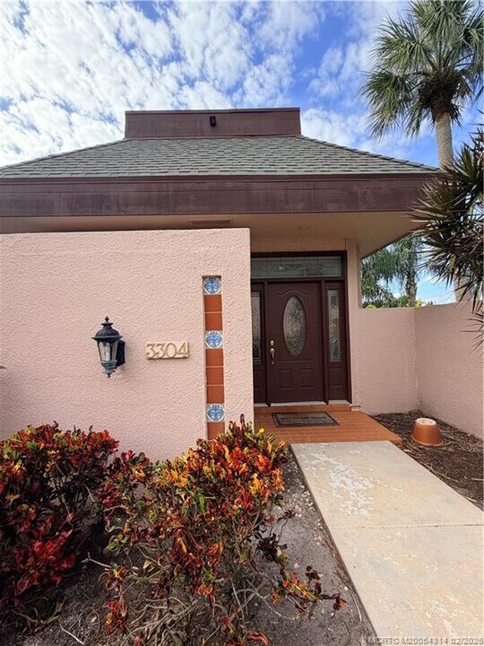 3304 SE Morningside Blvd in Port St. Lucie, FL - Building Photo