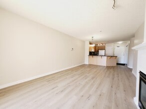 4312 139 Ave NW in Edmonton, AB - Building Photo - Building Photo
