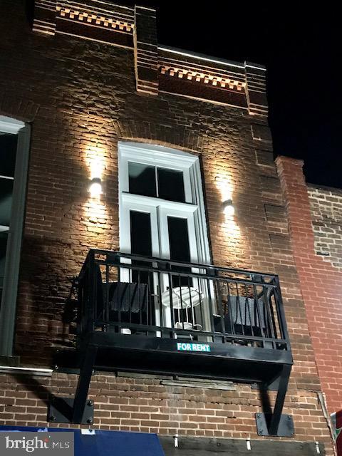 property at 171 E Davis St