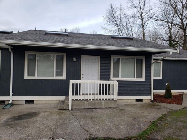 property at 219 E 36th St