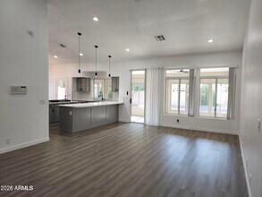 8449 W Rockwood Dr in Peoria, AZ - Building Photo - Building Photo